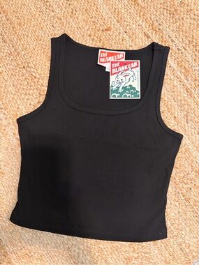 Women's Black Ribbed Scoop Tank